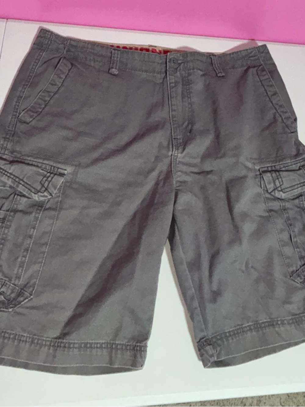 UNIONBAY Men's Gray Cargo Shorts with Side Pockets